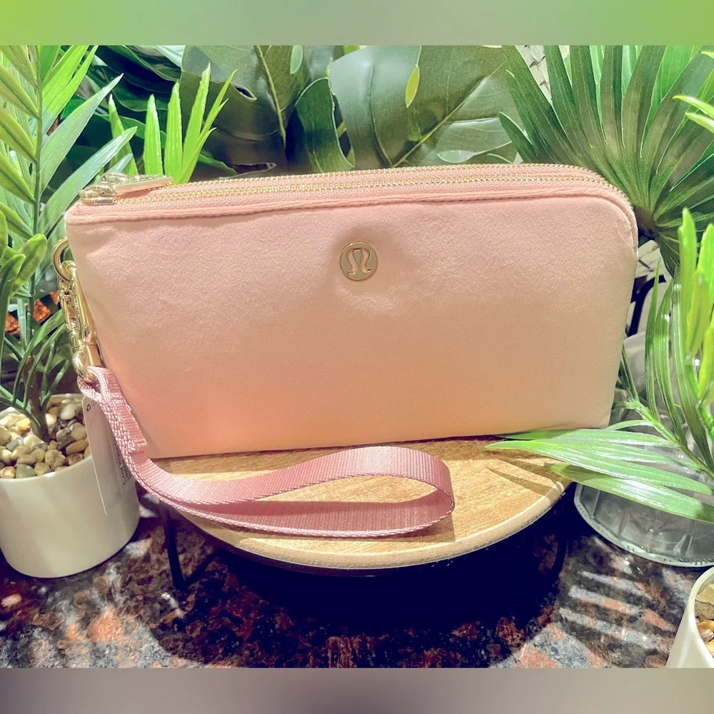 •Lululemon• Curved Velour Wristlet Pink Pastel LIMITED EDITION- GOLD Hardware - Picture 1 of 16